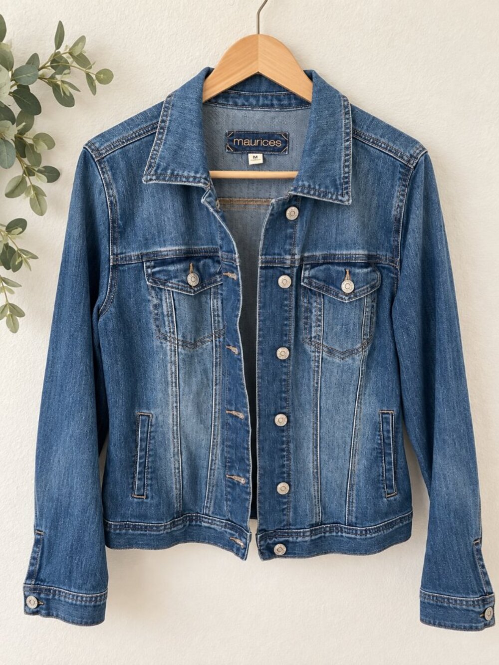 MAURICES Denim Jacket | Women's Size Medium 💙